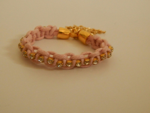 Pulseira Rosa Macramê Com Strass