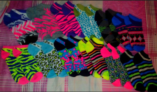 Medias De Niñas Originales Nirvana Super Fashion Color Neón