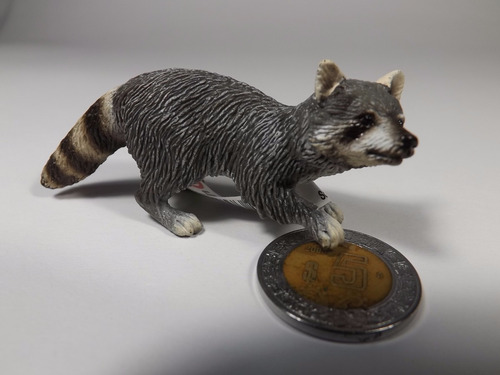 Figura Schleich Bonito Mapache, Gris Con Blanco