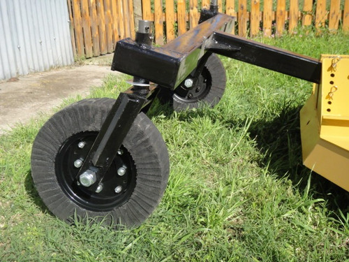 Desmalezadora 1.80 Mts De Arrastre / Tiro Con Caja Reforzada