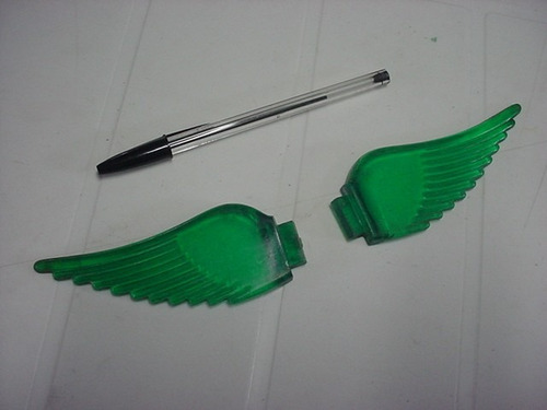 Imagem 4 de 4 de Ford Chevrolet Mercedes Caminhao Asa Cisne Ornamento Do Capo