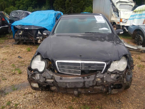 Sucata Mercedes Benz C180 2003 Para Retirada De Peças