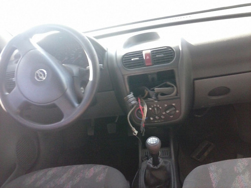 Imagem 4 de 5 de Sucata Corsa 2005 1.8 Flex - Rs Auto Peças Farroupilha