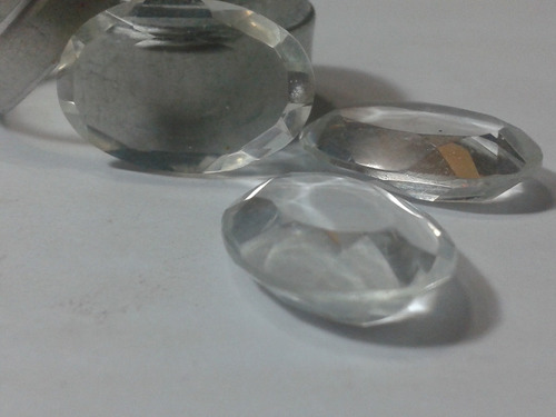196se Vende Cuarzos De Cristal Facetado En Forma De Capuchon