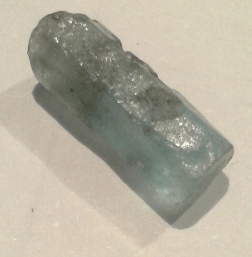 Mineral Colombia Roca Cristal De Esmeralda Berilo