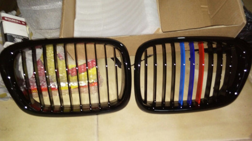 Grade Bmw M5 540i 528i E39 Com As Cores Pintadas