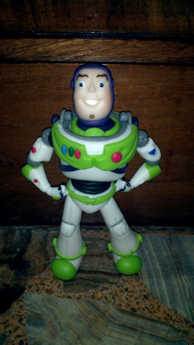 Buzz Lightyear Toy Story En Porcelana Fria