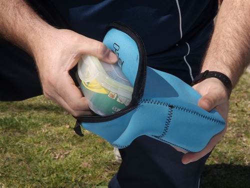 Imagen 3 de 6 de Porta Vianda De Neoprene Con Recipiente Hermético