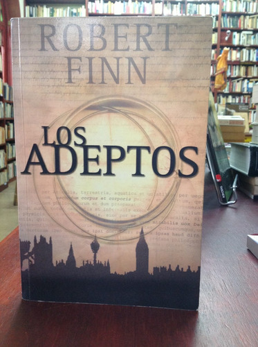 Robert Finn Los Adeptos