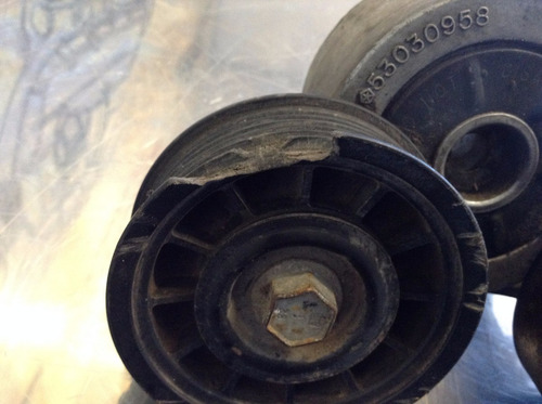 Polea Tensora De Banda Jeep Grand Cherokee 4.7 Mod: 99-04 (Usado)