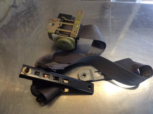 Cinturon De Seguridad Delantero Derecho Contour Mystique Oem