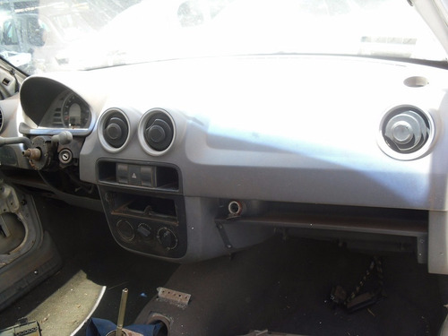 Gol City 1.0 Mi Total Flex 8v 2p 2010 Vw - Sucata
