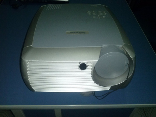 Projetor De Imagem Infocus X 2 ( Usado ).