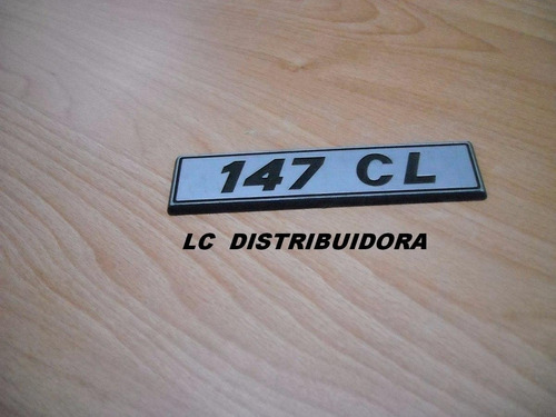 Insignia 147 Cl Fiat 147 Autoadhesiva Nueva De Baul