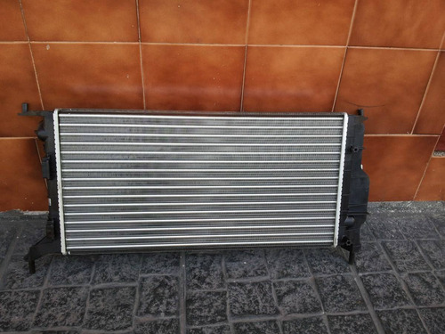 Imagen 5 de 6 de Radiador Chevrolet Classic Spirit Original Denso