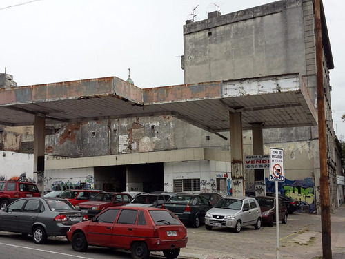 Imagen 5 de 8 de Venta De Gran Terreno Esquina En El Centro De Montevideo