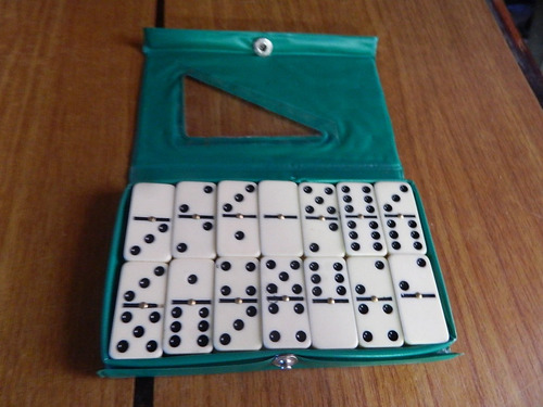 Juego Domino X 28 Fichas C/estuche