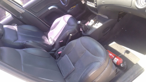 Sucata Citroen C3 2004 1.6 16v Gasolina - Rs Auto Peças