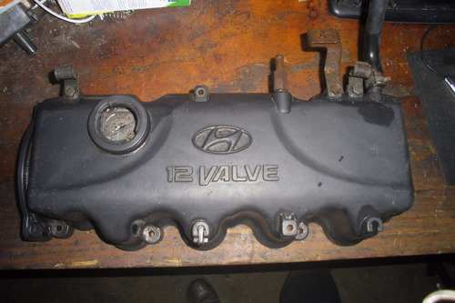 Imagen 1 de 3 de Vendo Tapa Valvula De Motor De Hyundai Accent, #22410-22030