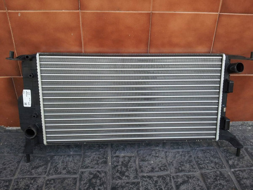 Imagen 2 de 6 de Radiador Chevrolet Classic Spirit Original Denso