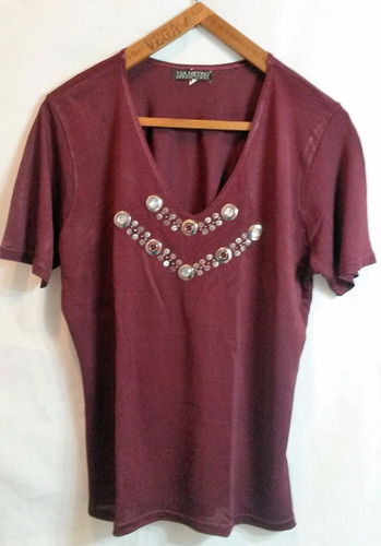 Remera De Señora Poliester Con Lentejuelas Strass Y Metales