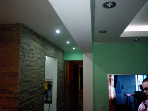 Imagen 4 de 8 de Cielo Razo Yeso Revestimiento Anthi-humedad Cielo Raso Yeso