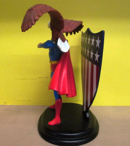 Tk0 Statue Dc Superman W Bald Eagle Cover Art Superman No.14
