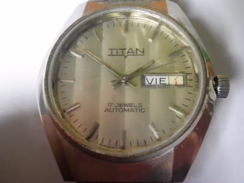 Reloj titan suizo hot sale