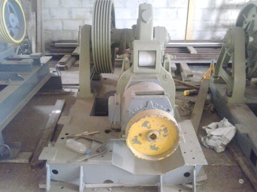 Combo Maquina Ascensores De Montacarga 2,000 Kg Marca Ottis (Usado)