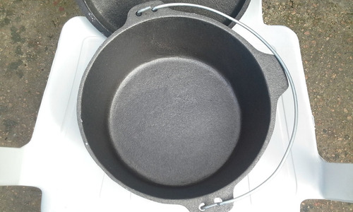 Imagen 2 de 3 de Olla De Hierro Fundido 12 Lts.