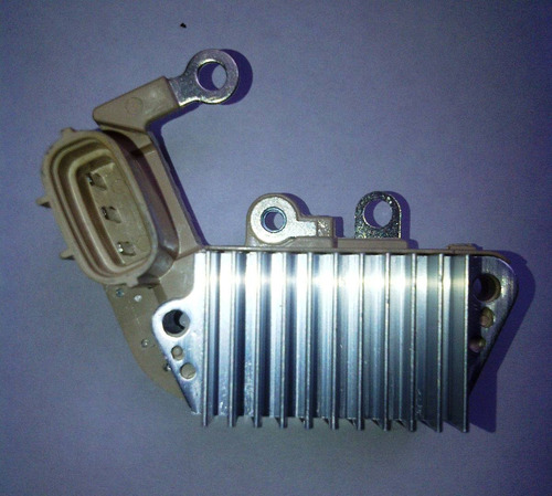 Imagen 2 de 4 de Regulador Alternador Toyota Starlet Tercel Paseo In257