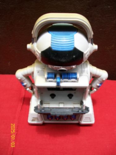 Antiguo  Robot Reproductor Tiger Electronics Año 1992