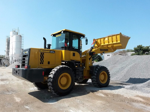 Pala Michigan R65c 125hp / Balde 2 Mt3 Dolar Oficial
