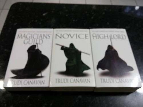 Livros Pockets - The Black Magician - 3 Vols!!!