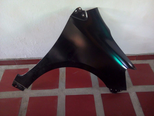 Guardafango Delantero Derecho Toyota Yaris 2006/2009