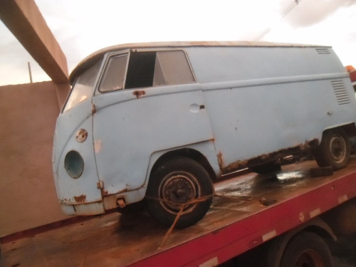 Imagem 7 de 15 de Kombi Vw Van Corujinha 1975 Furgão P/ Restaurar Raro Modelo