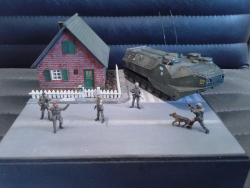 Armado De Maquetas De Tanques 1/72, Diorama. Kit Incluido
