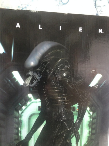 Alien Neca 1/4 En Caja Nuevo 18 PuLG