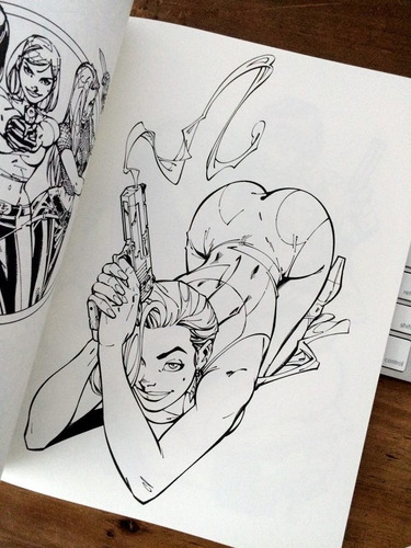 Imagen 5 de 5 de Libro - Danger Girl Permission Coloring Scott Campbell