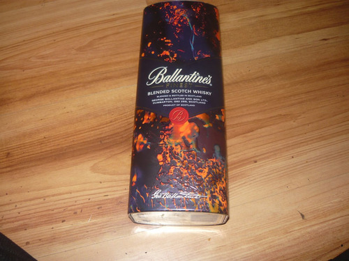 Lata  De Whisky Ballantines De Coleccion