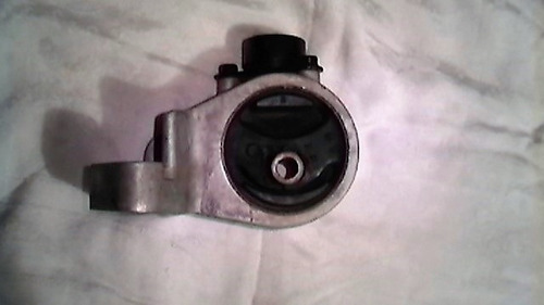 Base  Derecha Hyundai Accent 94-99 Original