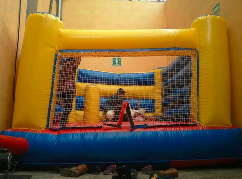 Imagen 5 de 5 de Pequeño Salon De Fiestas Infantiles Centro Df Cap 60 Pers.
