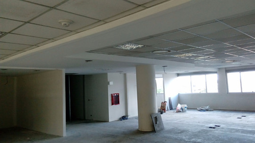 Imagen 6 de 10 de Refaccion Locales De Negocios Oficinas Casas Edeficios M2