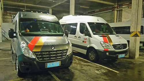 Imagen 3 de 10 de Transporte De Pasajeros Camioneta Combi Traslados Aeropuerto