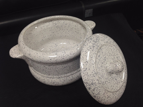 Fuente De Ceramica Con Tapa.