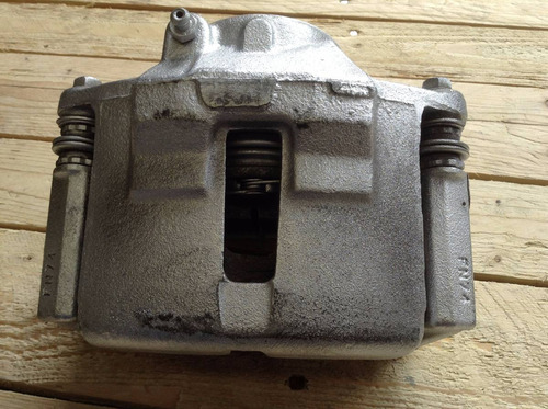 Caliper Mordaza Delantera Derecha Mercury Sable Mod: 00-05