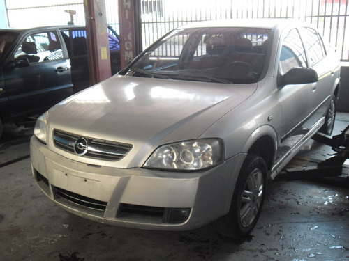 Sucata Astra 2.0 8v Flex 05 Pra Tirar Peças Motor Porta Faro