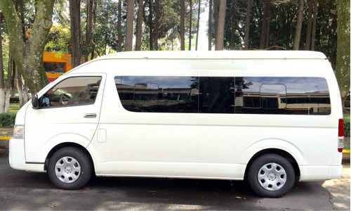 Renta De Camionetas Ejecutivas, Familiares Y De Bajo Costo