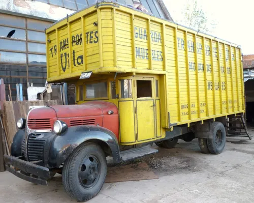 Camión Dodge Mudanzas Año 1947 Pieza De Colección - Museo