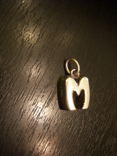 Dije Omedalla Con Iniciales Mde Plata